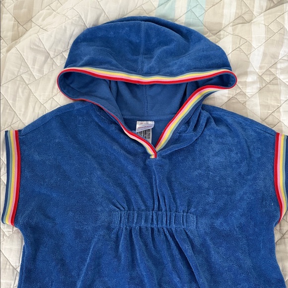 Pool coverup - Picture 3 of 3